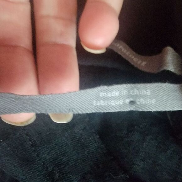 Anthropologie Mixed Media Top with Contrasting Sleeves. Size S. - Picture 4 of 12